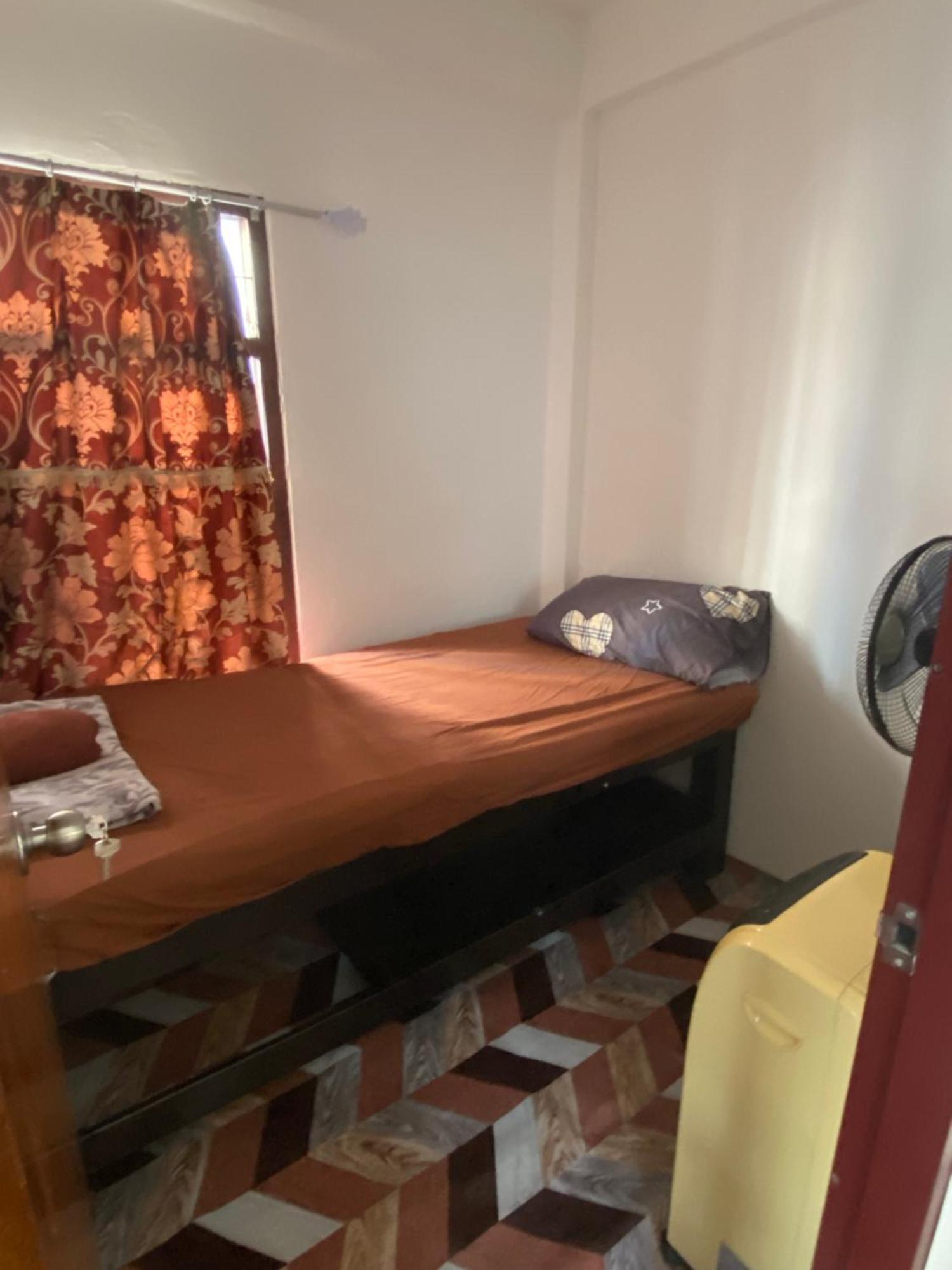Sleep Break Hostel Sathon Bangkok Ngoại thất bức ảnh