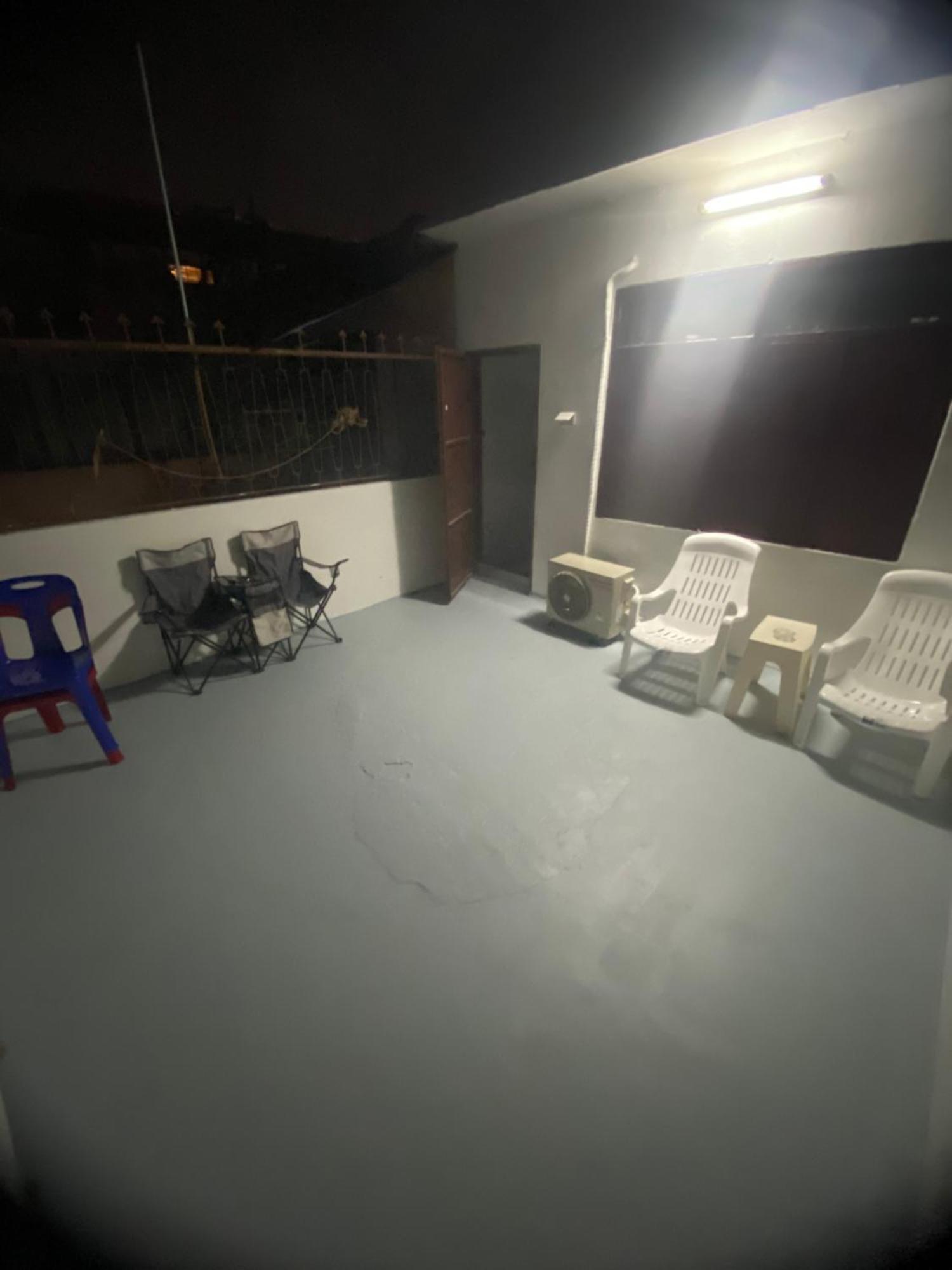 Sleep Break Hostel Sathon Bangkok Ngoại thất bức ảnh