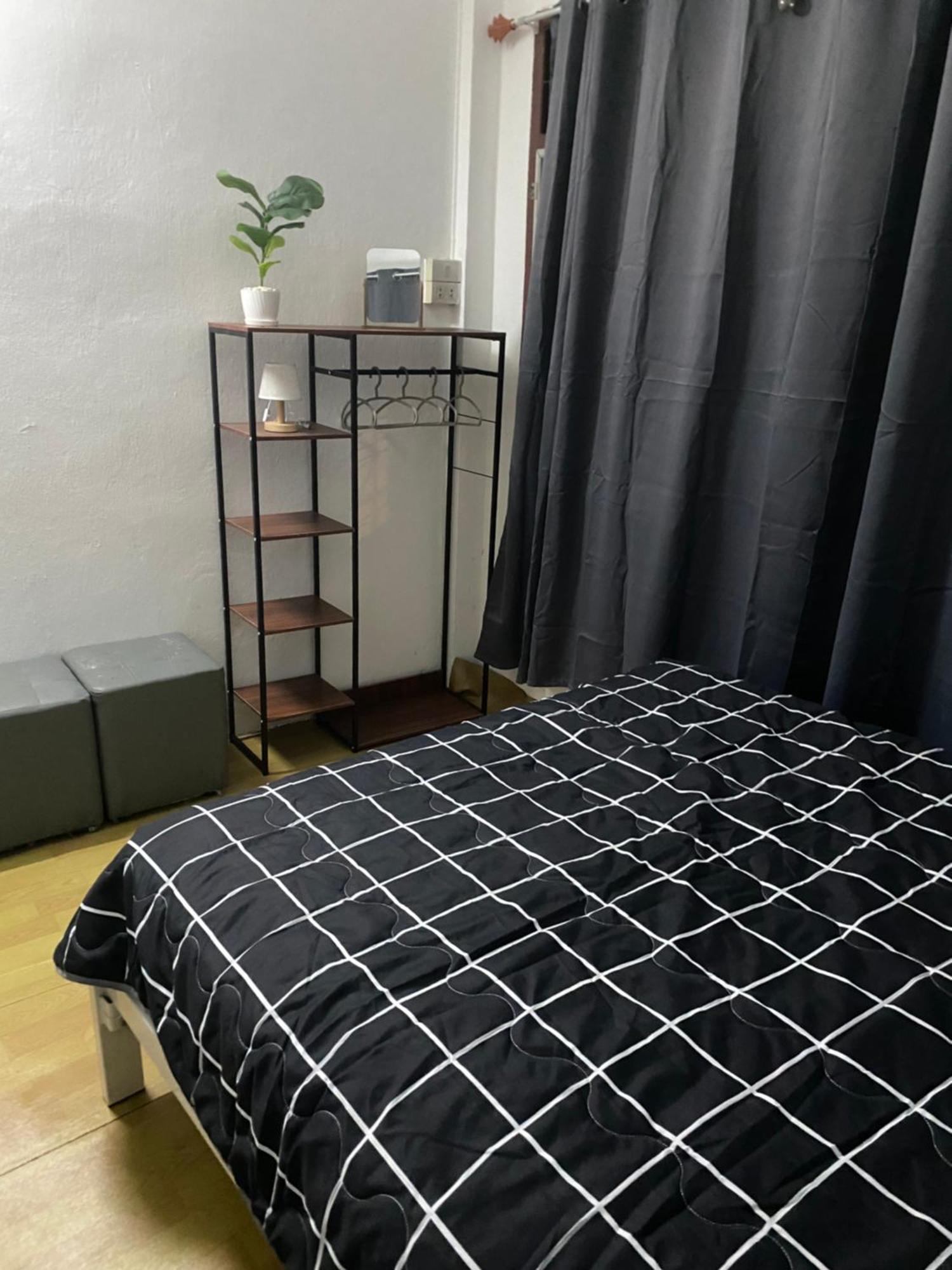 Sleep Break Hostel Sathon Bangkok Ngoại thất bức ảnh