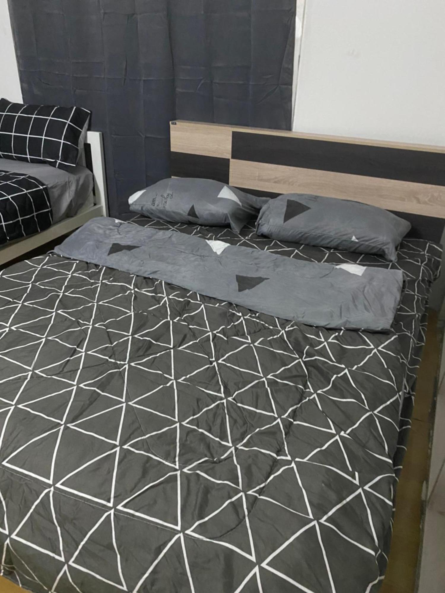 Sleep Break Hostel Sathon Bangkok Ngoại thất bức ảnh
