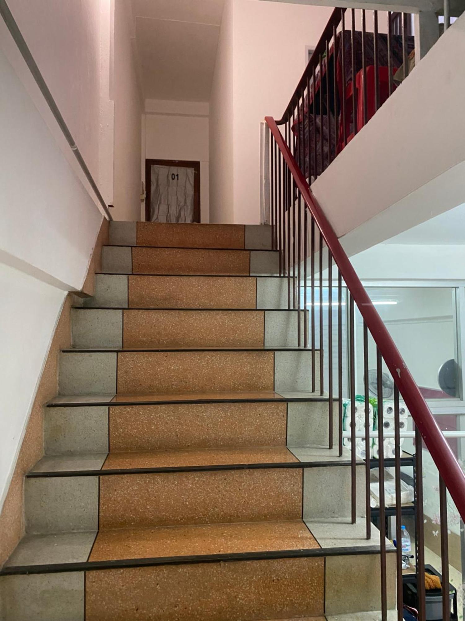 Sleep Break Hostel Sathon Bangkok Ngoại thất bức ảnh