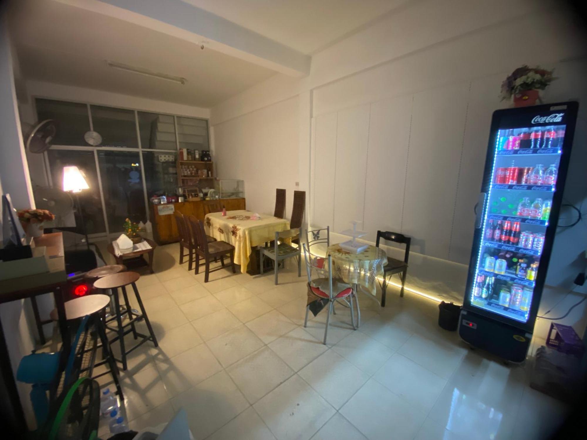 Sleep Break Hostel Sathon Bangkok Ngoại thất bức ảnh